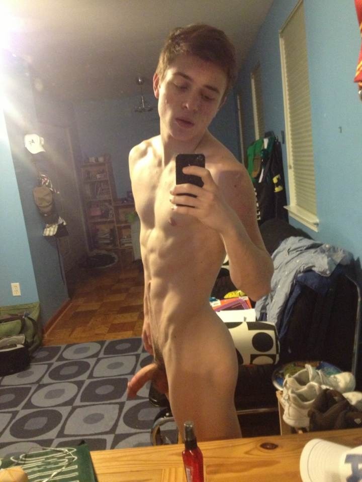 Nude Young Men Self Shot Nude Young Men Self Shot
